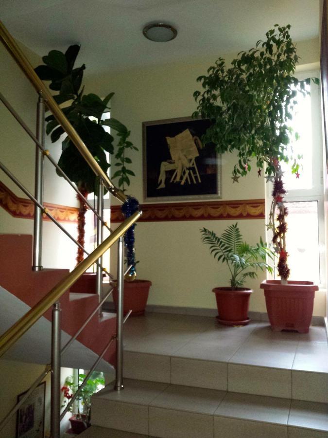 Hotel Triumph Nova Zagora Luaran gambar